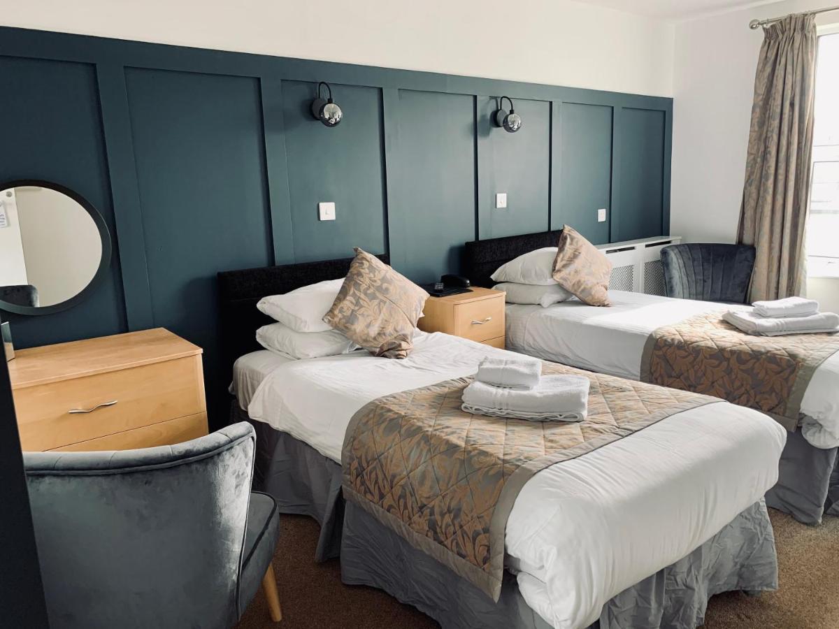 Membly Hall Hotel ฟาลมัธ ภายนอก รูปภาพ