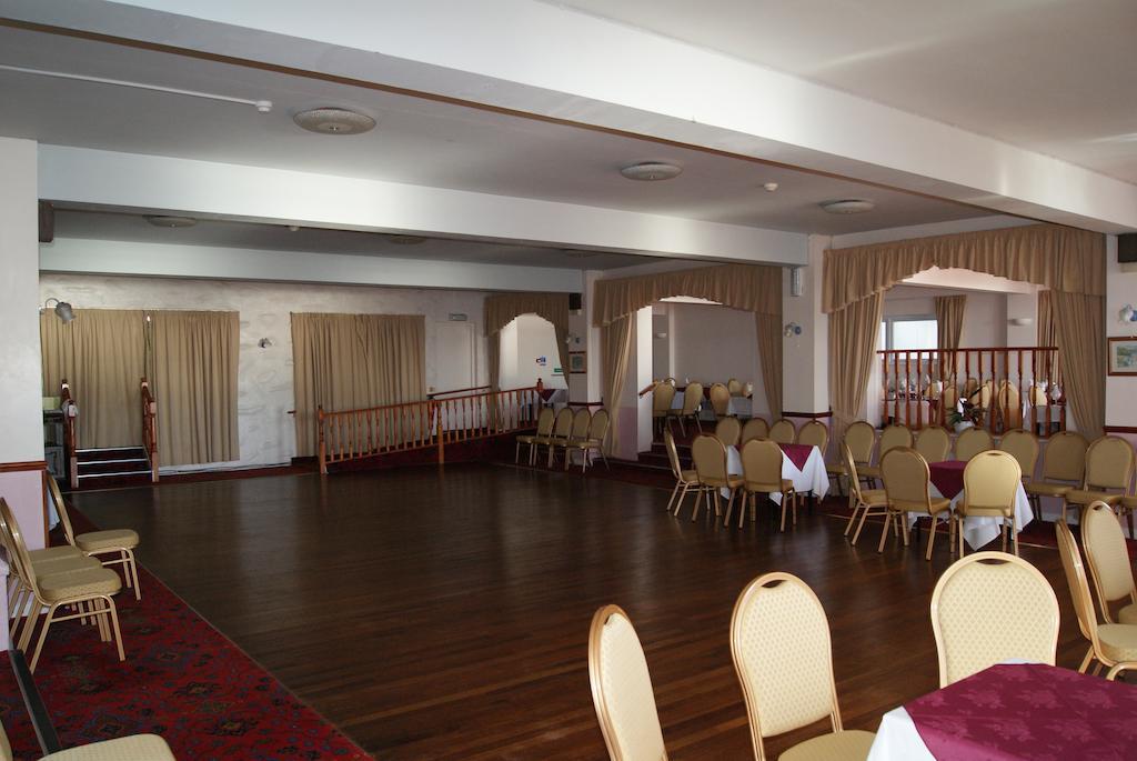 Membly Hall Hotel ฟาลมัธ ภายนอก รูปภาพ
